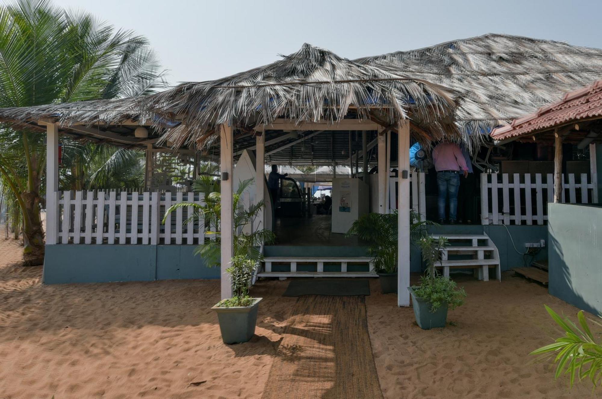 2 Bedroom Apartment In Resort On Candolim Beach Baga Exteriör bild